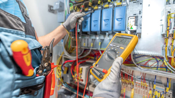 Best Licensed Electrician  in Bedford, IN